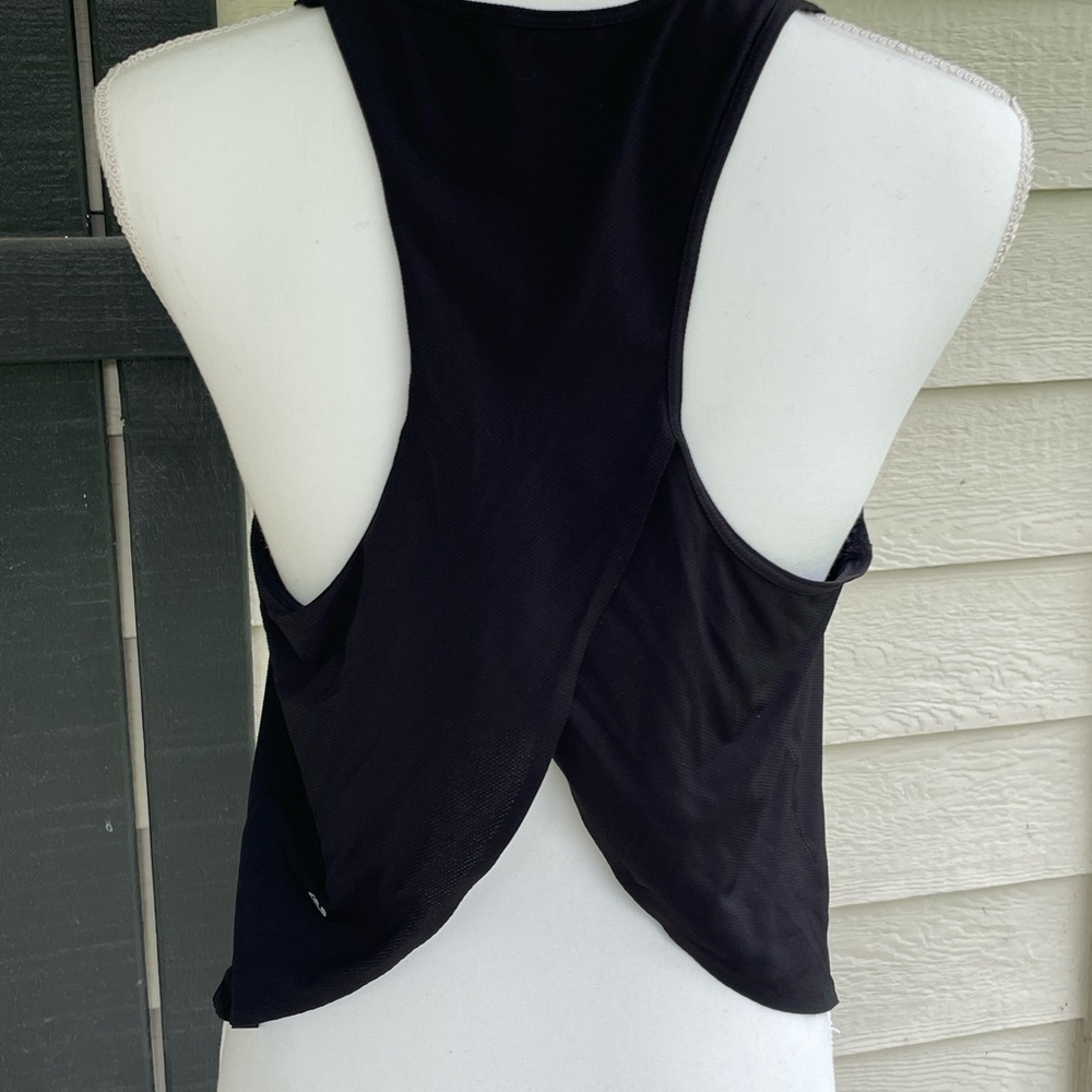Lululemon Athletica Jet Black Tank Top, with Cross Open Back. Lightweight - Picture 12 of 13